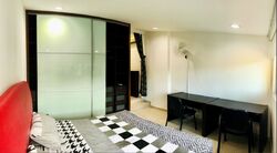 Charlton Park (D19), Semi-Detached #393517001